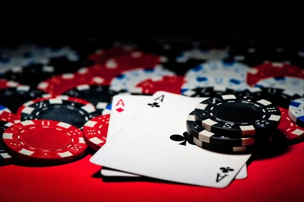erek17 Multiple Card Rooms